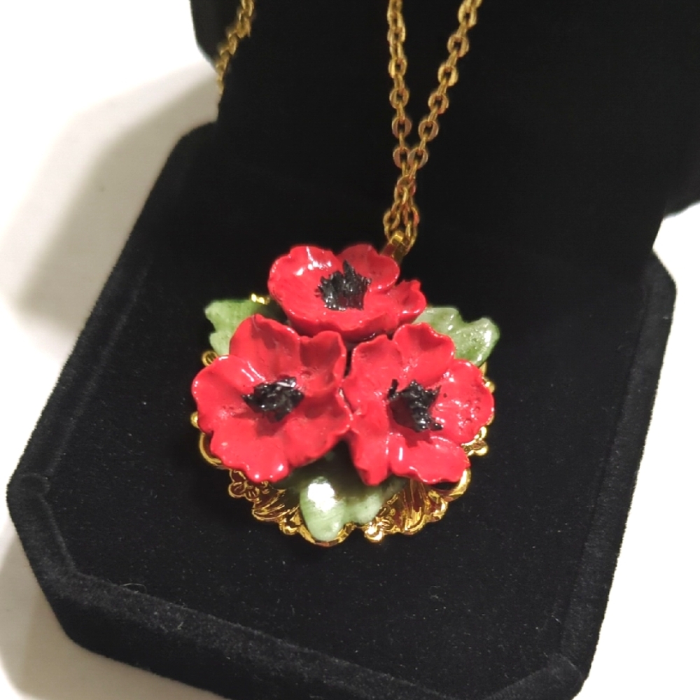 Vintage Red Enamel Poppies Pendant Necklace